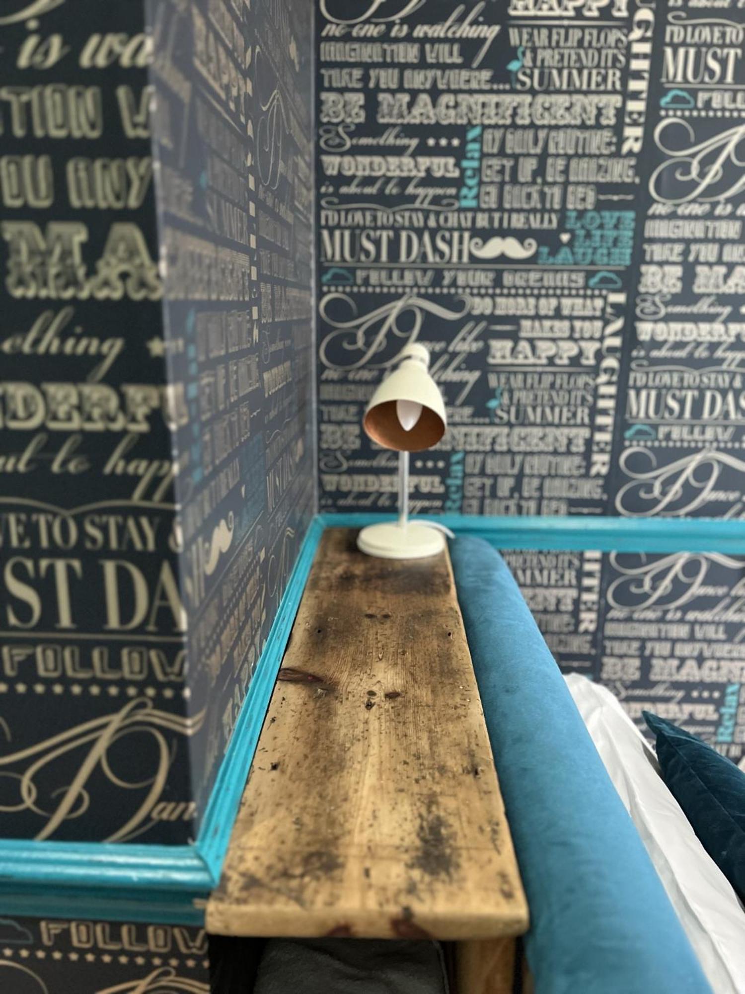 Astral Lodge Hastings Room photo
